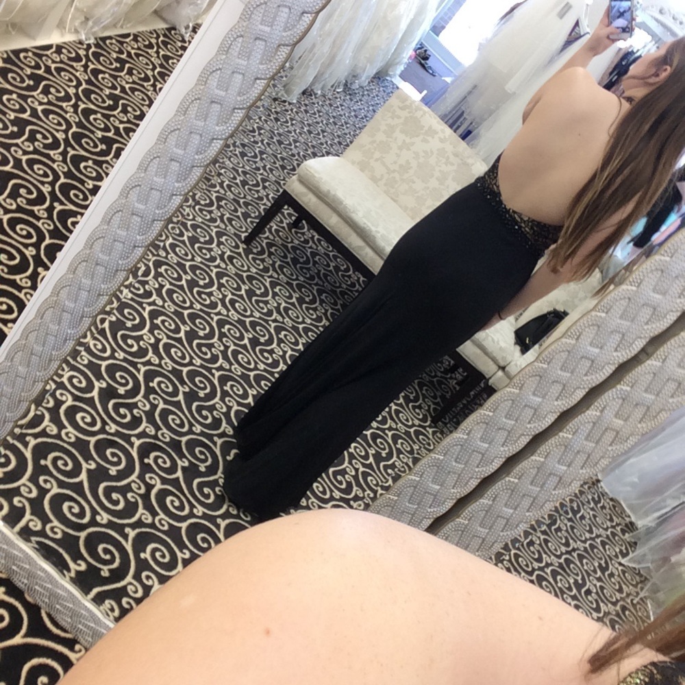 Prom dress - Picture 2 of 3